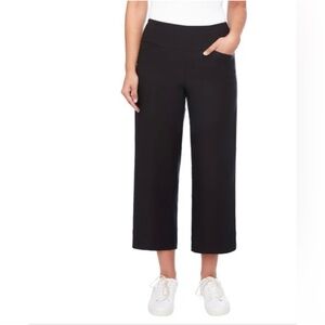 S.C. & CO. Women's Wide Leg Crop Pant